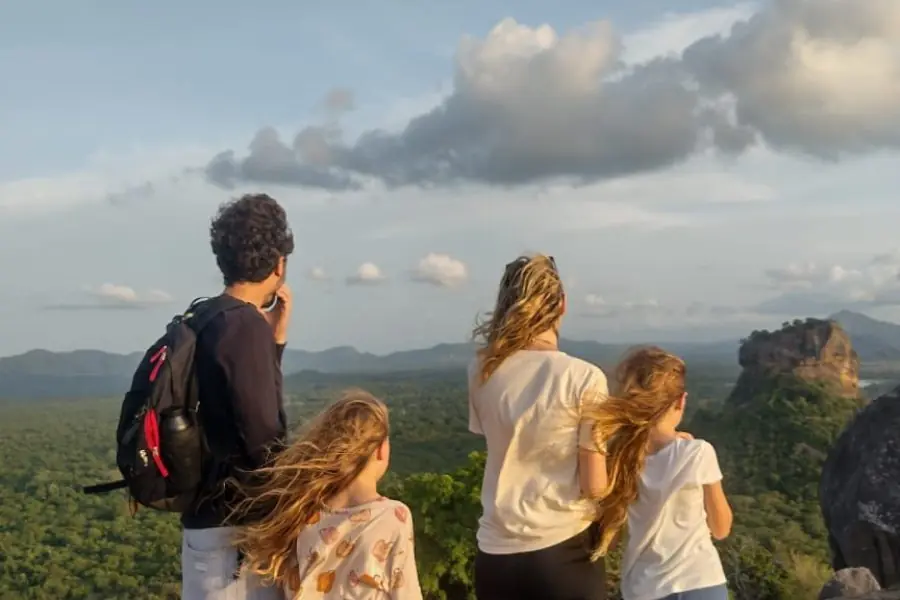 Colombo: Sigiriya Lion Rock